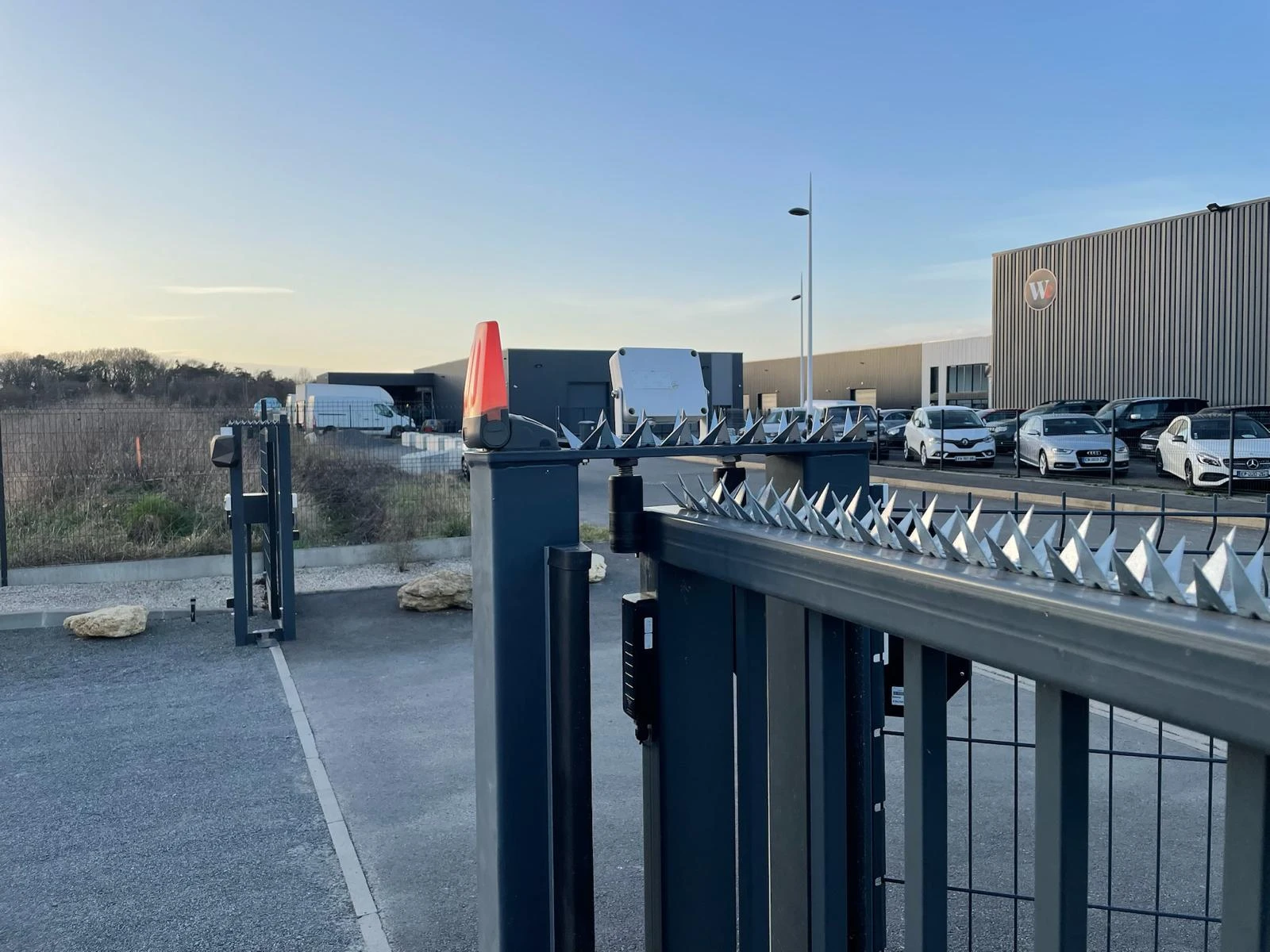 garde-meuble-jouelestours-12