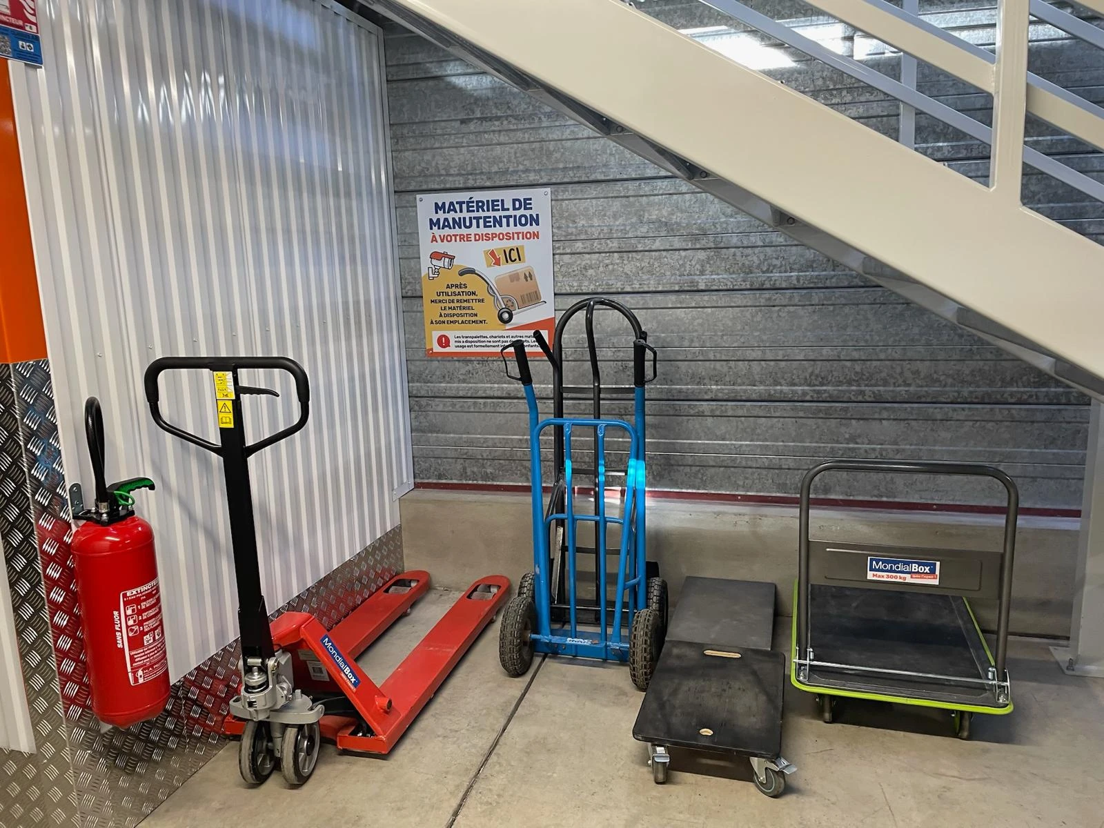 garde-meuble-tours48