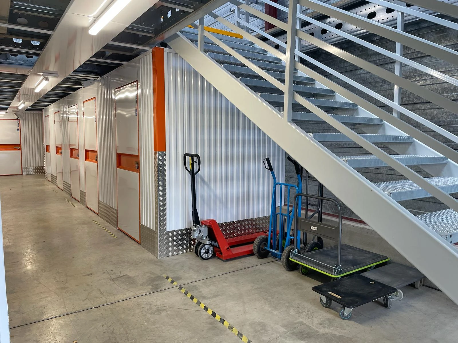 garde-meuble-tours66